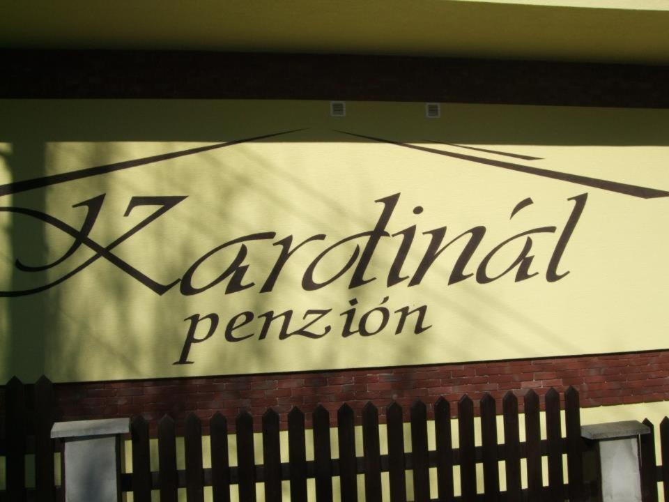 Penzión Kardinál Velke Uherce Exterior foto